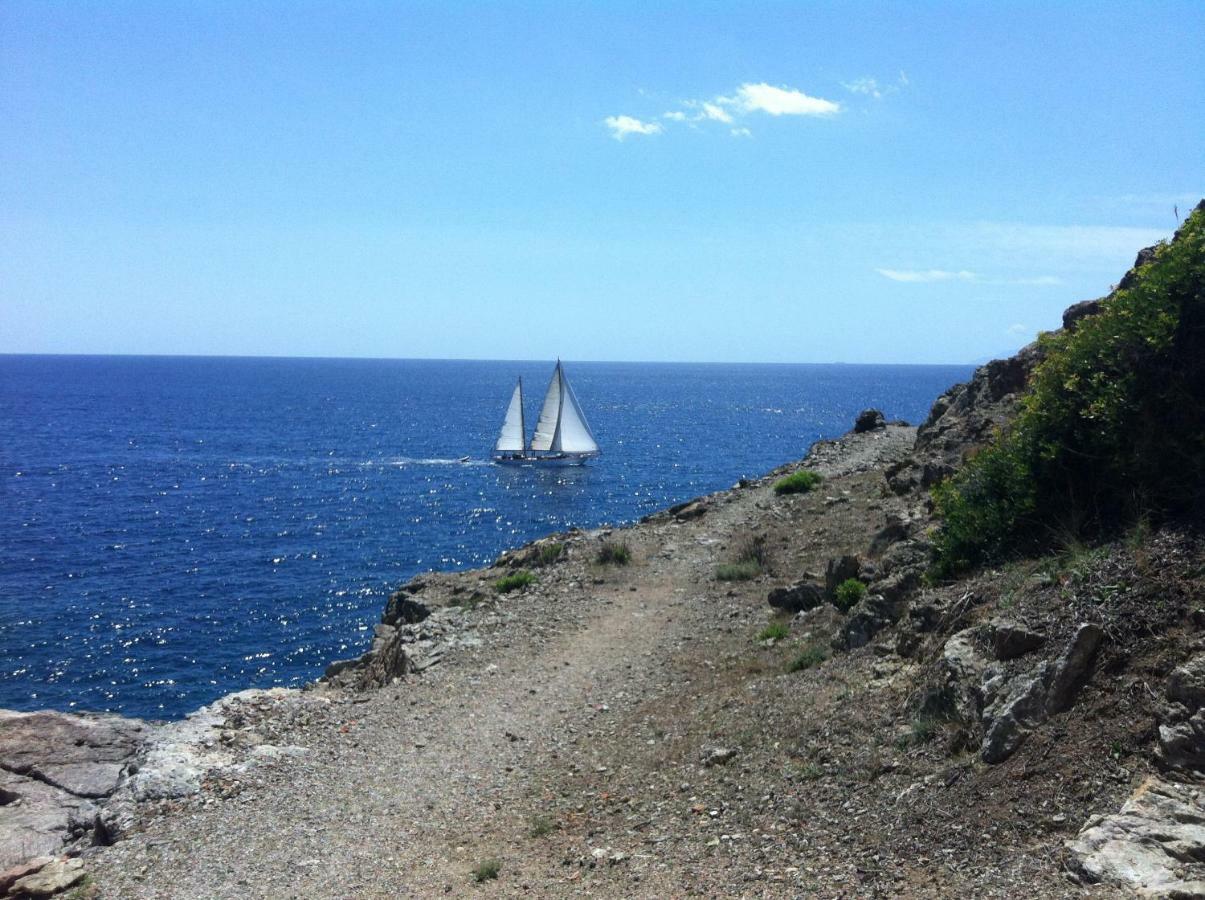 Isola D'Elba Come In Barca, A Un Tuffo Dal Mare Capoliveri  Buitenkant foto